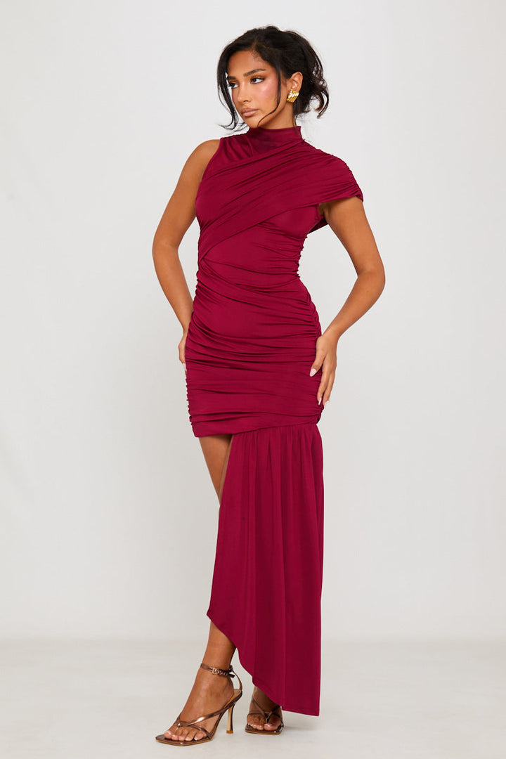 Mini abito drappeggiato con arricciatura e collo alto color bordeaux