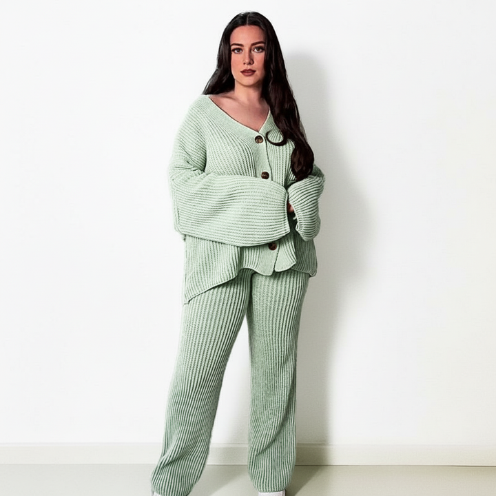 Completo a coste da donna: morbido, elegante e semplice 