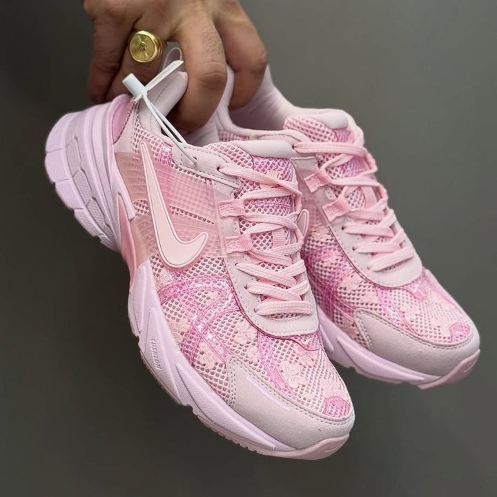 Nike V2K rosa floreale 